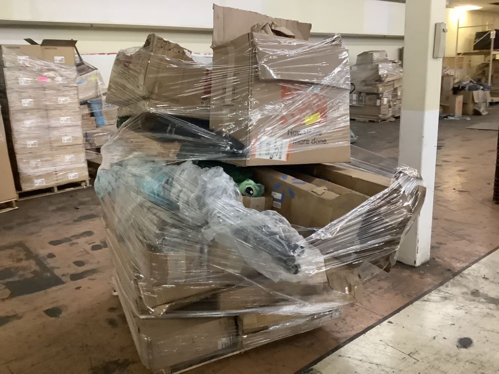 Salvage Pallet. Items Will Be Damaged and Incomplete. - Image 7 - Lot 766