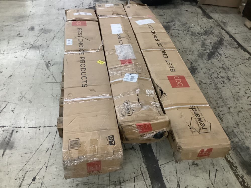 Lot of (3) Cantilever Patio Umbrellas - Uninspected - Image 4 - Lot 769