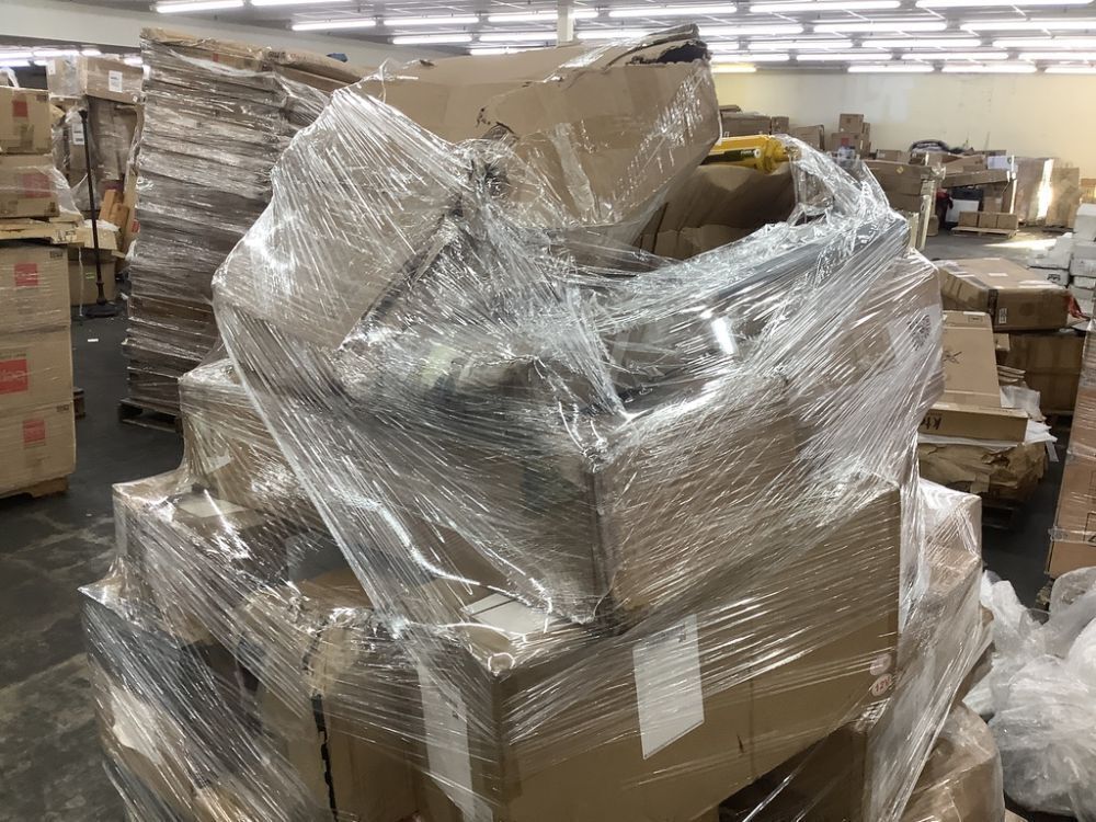 Salvage Pallet. Items Will Be Damaged and Incomplete. - Image 3 - Lot 770