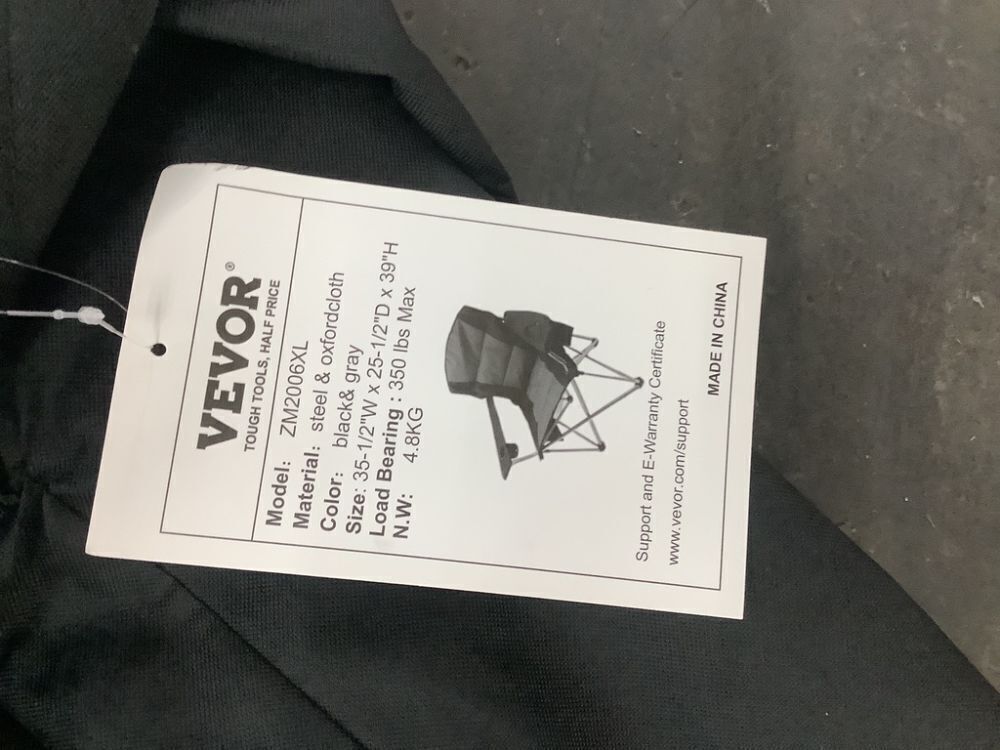 VEVOR Camping Folding Chair with Side Pockets, Cup Holder and Cooler Bag - Image 5 - Lot 161