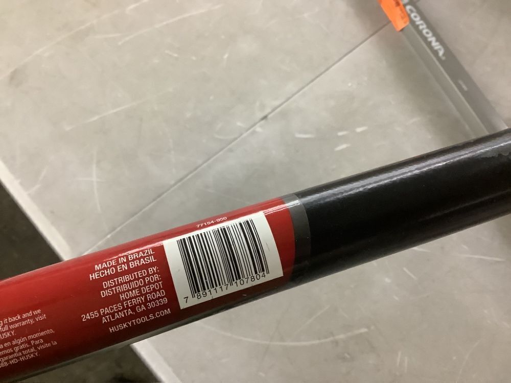 Husky 34 in. T-Handle Edger & Corona MAX YardBREATHER Aerator with Auto-Eject 3.5 in. Soil Plugs - Image 7 - Lot 771JF