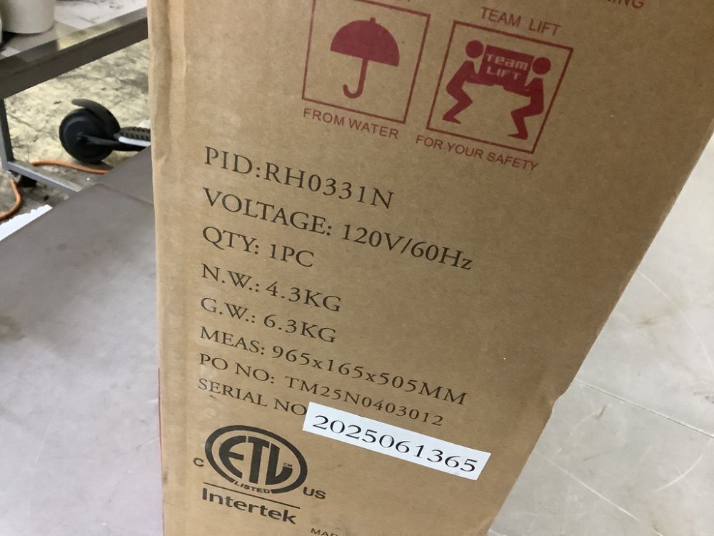 AKDY 36-in Stainless Steel Under Cabinet Range Hood with Charcoal Filter - Image 4 - Lot 261JF