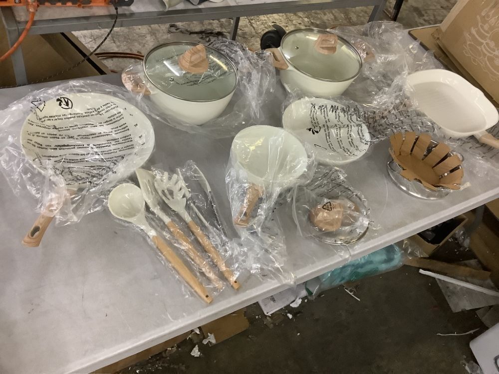 Pots & Pans Set - Image 1 - Lot 167JF