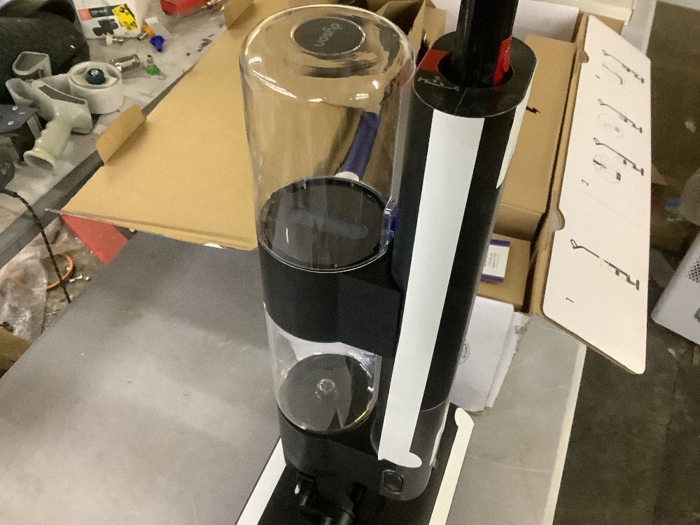 Dyson Wash G1 Wet Cordless Hard Floor Cleaner in Matte Black/Ultra Blue with Microfiber Motorized Rollers - Image 4 - Lot 21JF