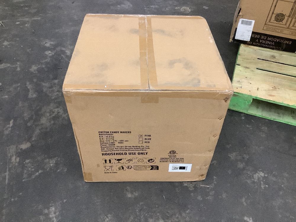 VEVOR Electric Cotton Candy Machine Cart with Bubble Cover Shield, 1000-Watt - Image 2 - Lot 24JF