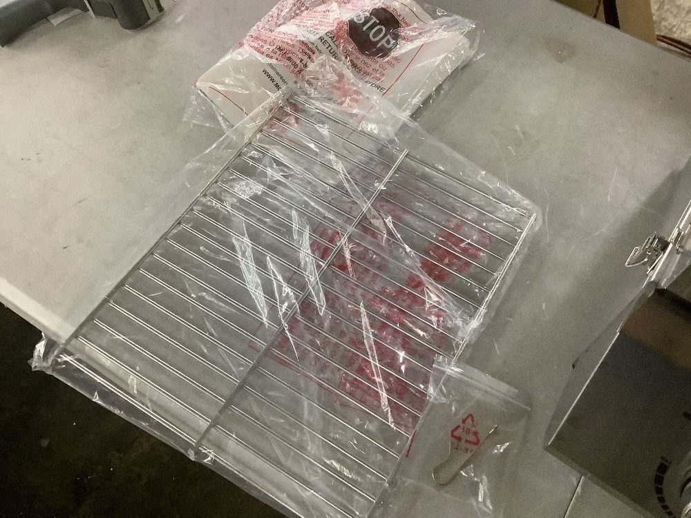 Monument Grills OUtdoor Gas Grill - Image 5 - Lot 44JF