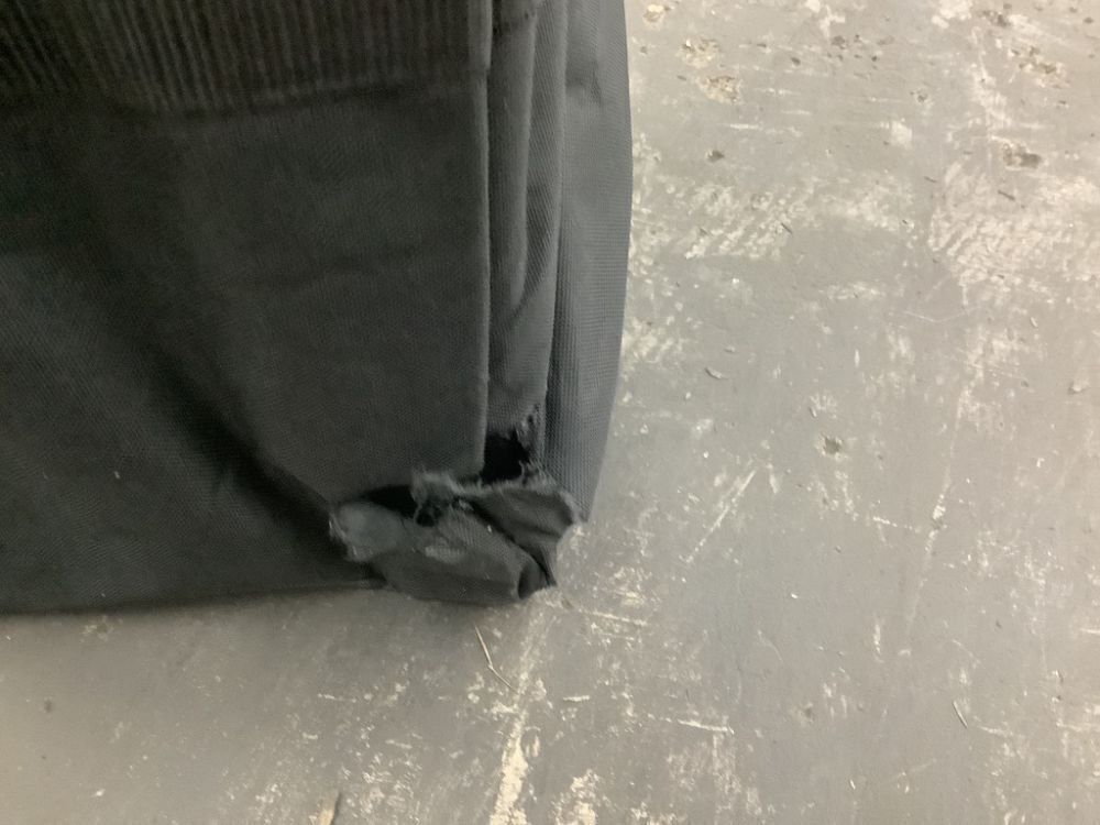 One-Person Setup Instant Pop Up Canopy w/ Case, 4 Weight Bags, 12x12ft - Carry Bag Ripped - Image 6 - Lot 172