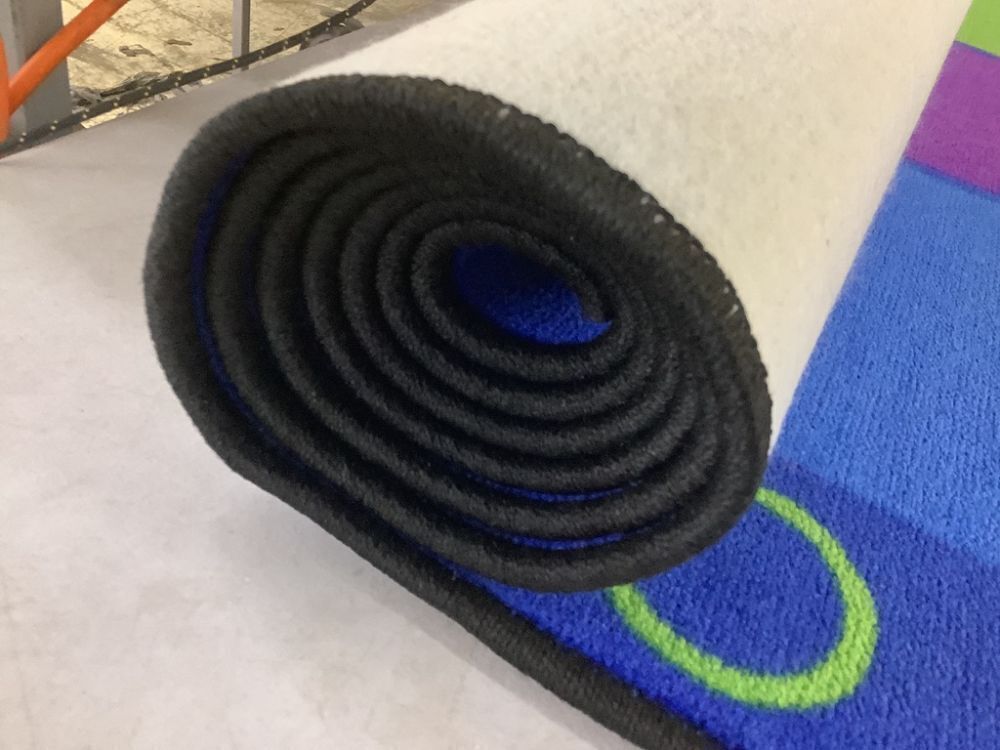 Striped Classroom Rug 6ft x 9ft - Image 3 - Lot 178JF