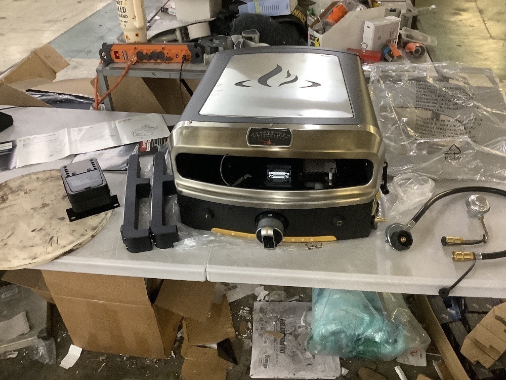 HALO Versa 16 Dual-Burner Propane Outdoor Pizza Oven - Missing Tray Assembly and A/C Adapter - Image 1 - Lot 104JF