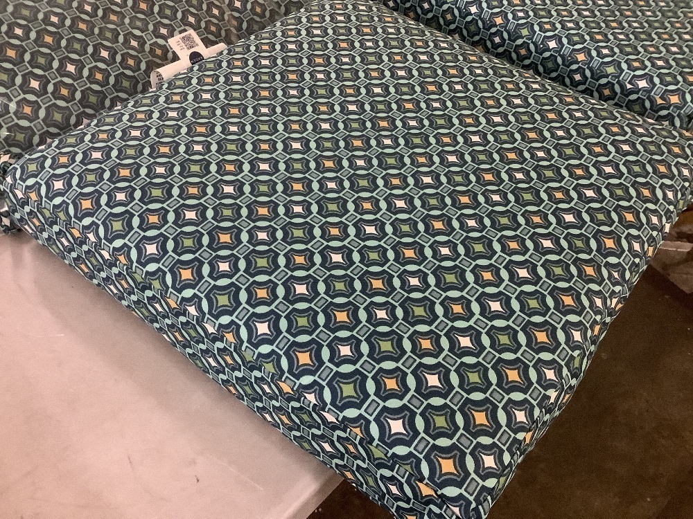 Lot of (2) 21 in. x 21 in. Alana Tile Outdoor Dining Chair Cushiona - Image 3 - Lot 309JF