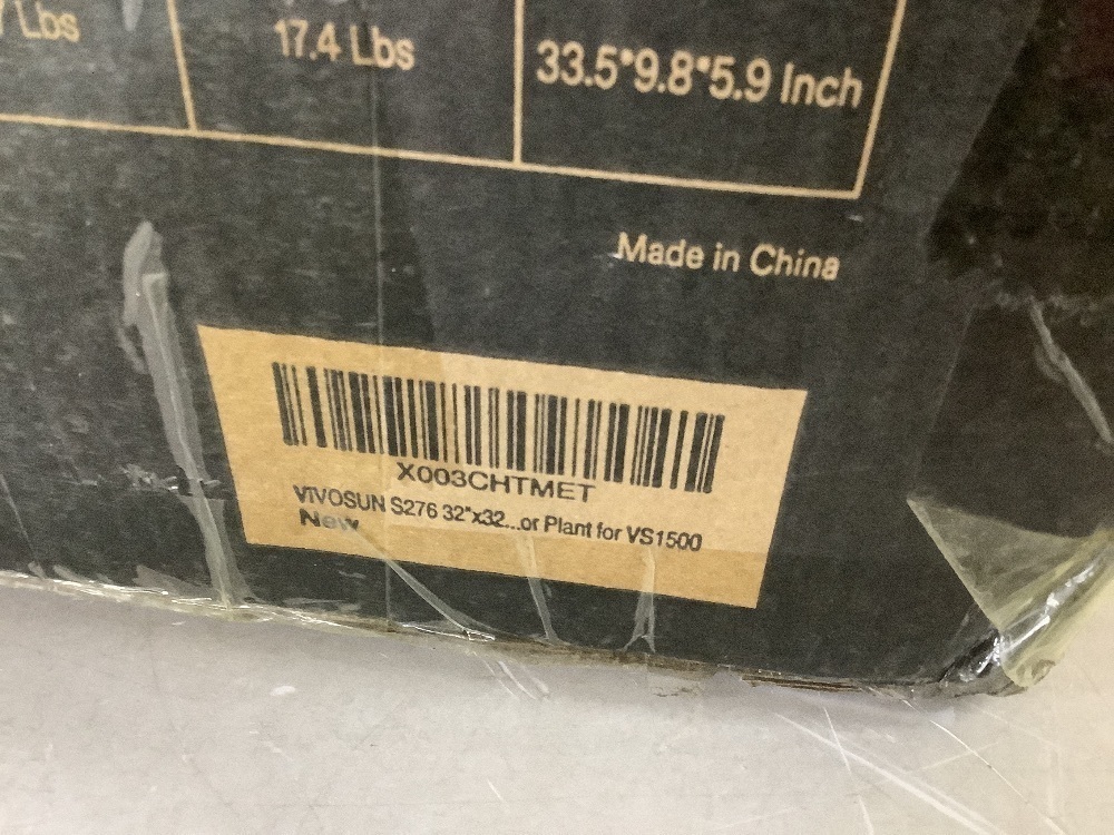 Vivosun 3 ft. x 3 ft. Mylar Hydroponic Grow Tent with Observation Window and Floor Tray - Image 4 - Lot 117JF