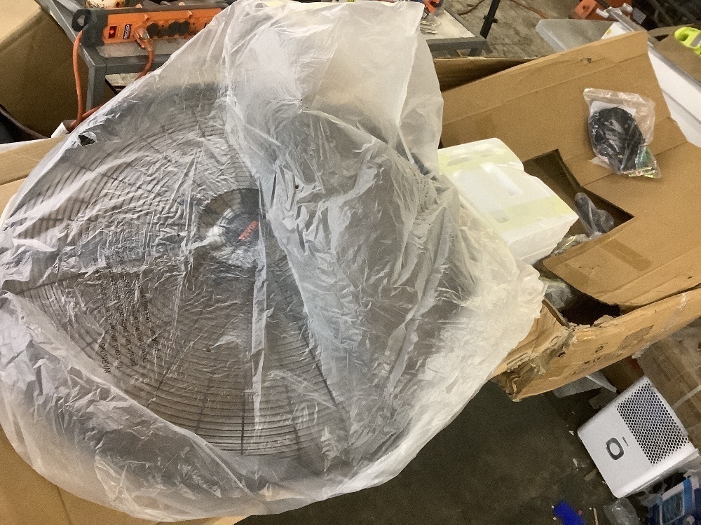 Vevor Wall-Mount Misting Fan 30 in. 3-Speed High Velocity Max. 9500 CFM Waterproof Oscillating Industrial Wall Fan - Image 2 - Lot 103JF