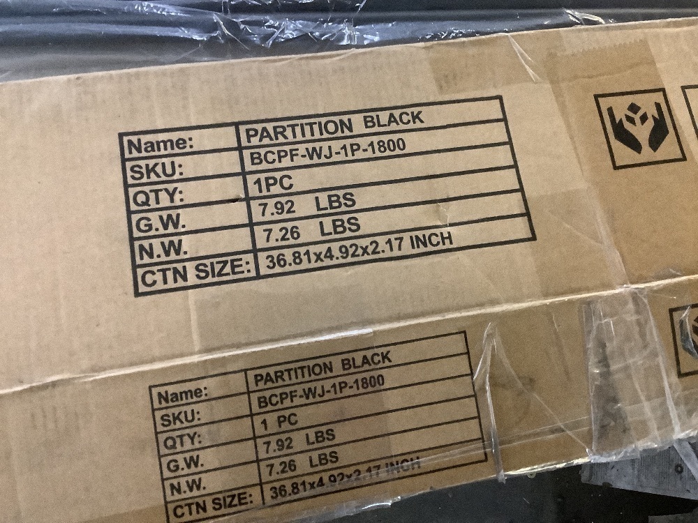 CHOSENM Room Divider, 4 Panel Folding Privacy Screens with Wide Feet, 6 Ft - Image 3 - Lot 715