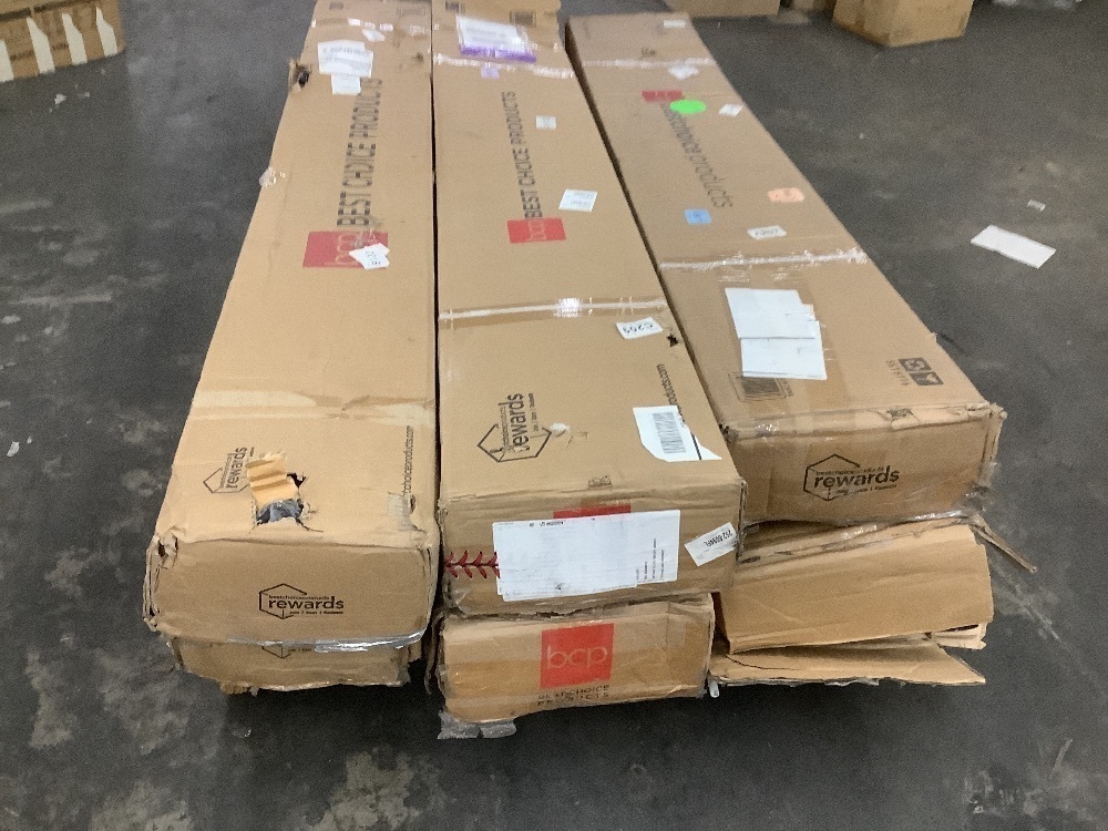 Lot of (6) Cantilever Umbrellas - Uninspected - Image 6 - Lot 720