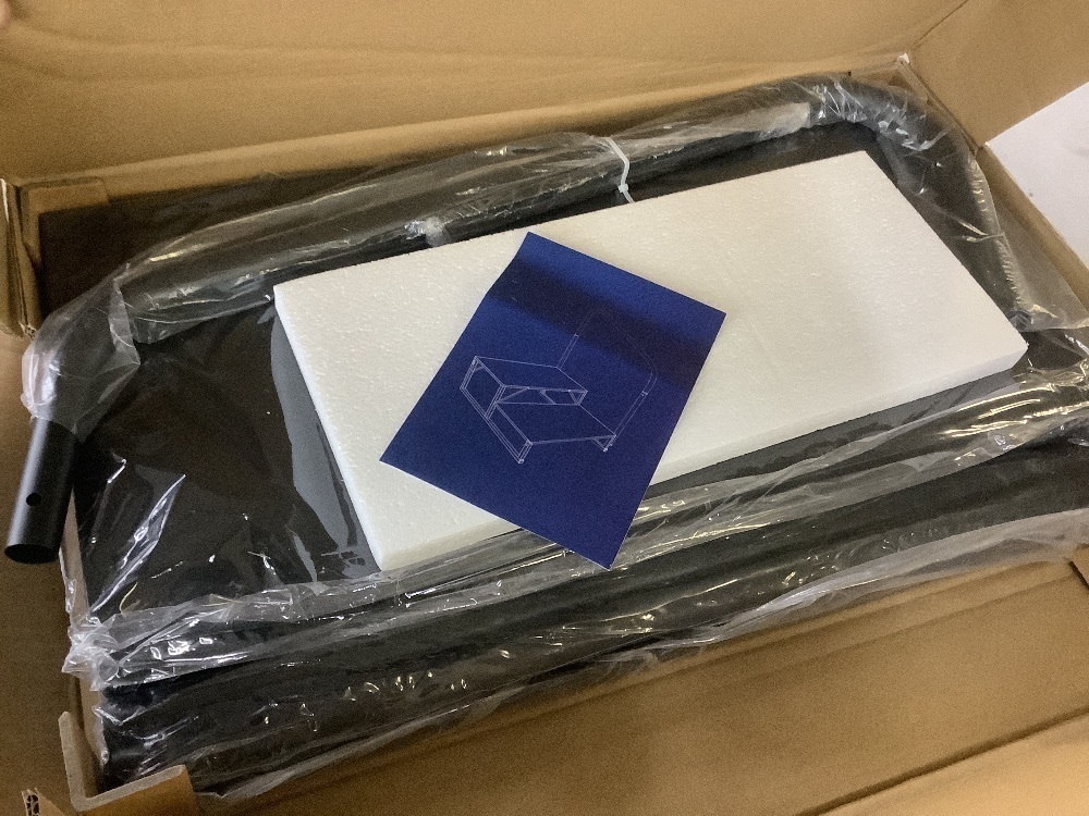 RV Steps with Handrail - Image 2 - Lot 543