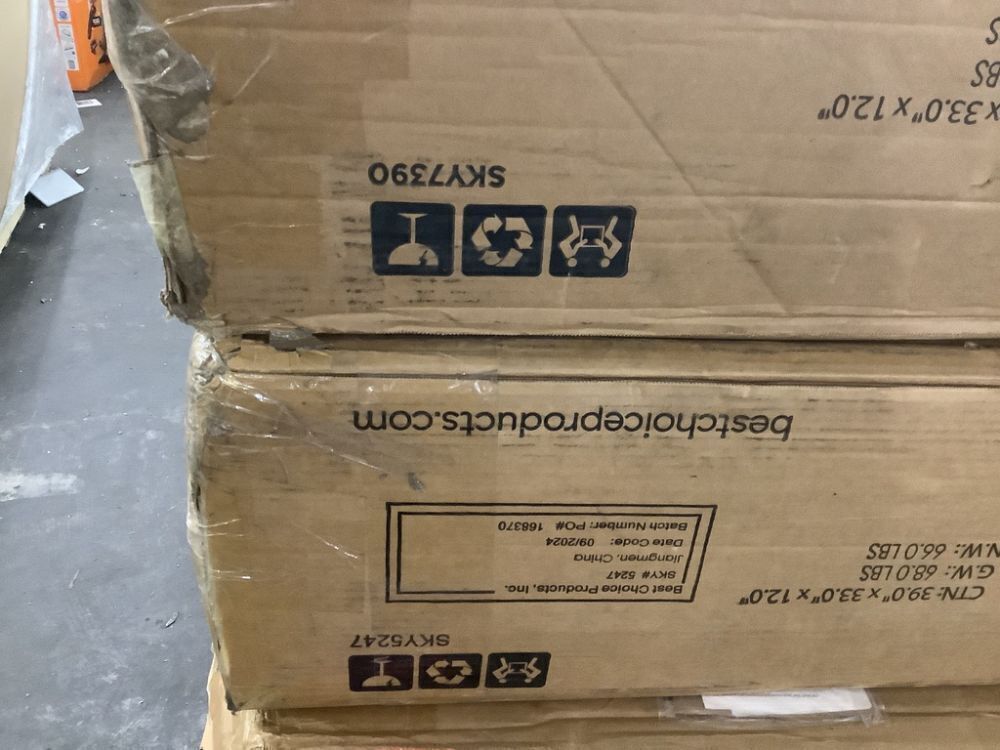 Lot of (4) Futons - Uninspected - Image 2 - Lot 179