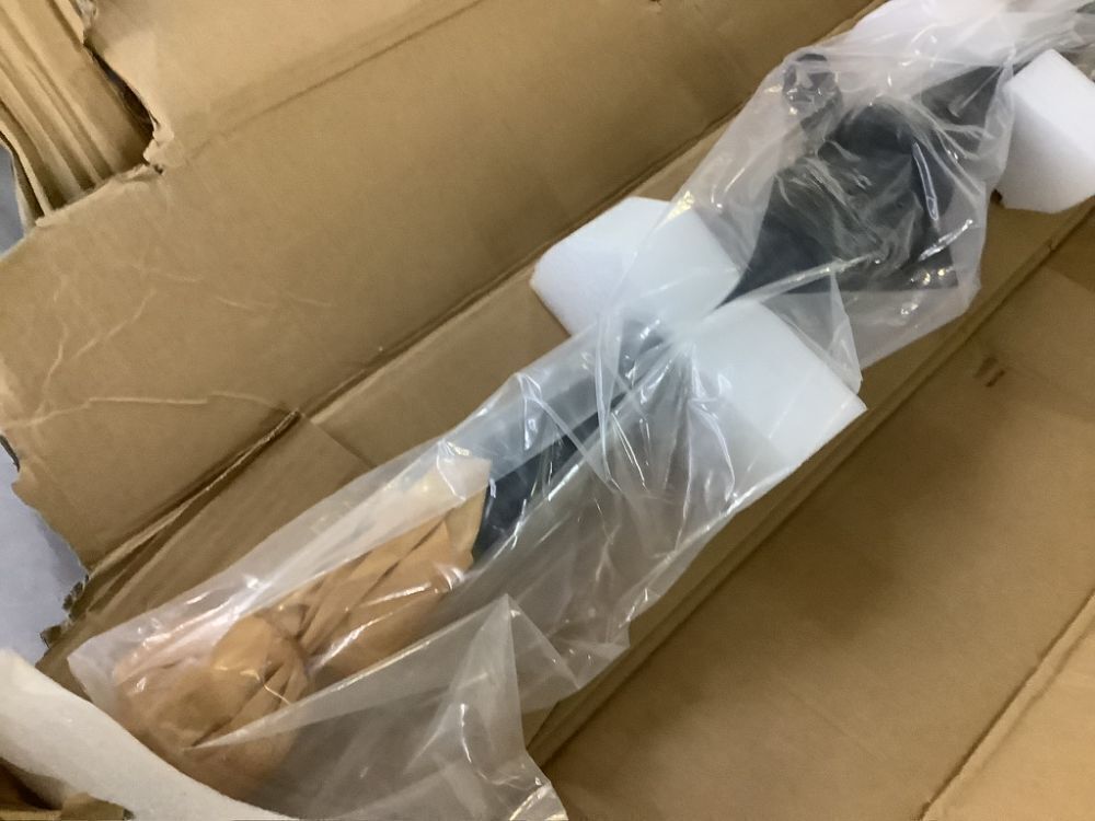 Rear Drive Shaft Prop Shaft Driveshaft Assembly for 2005-2009 SRX 3.6 4.6L V6 V8 - Image 3 - Lot 268JF