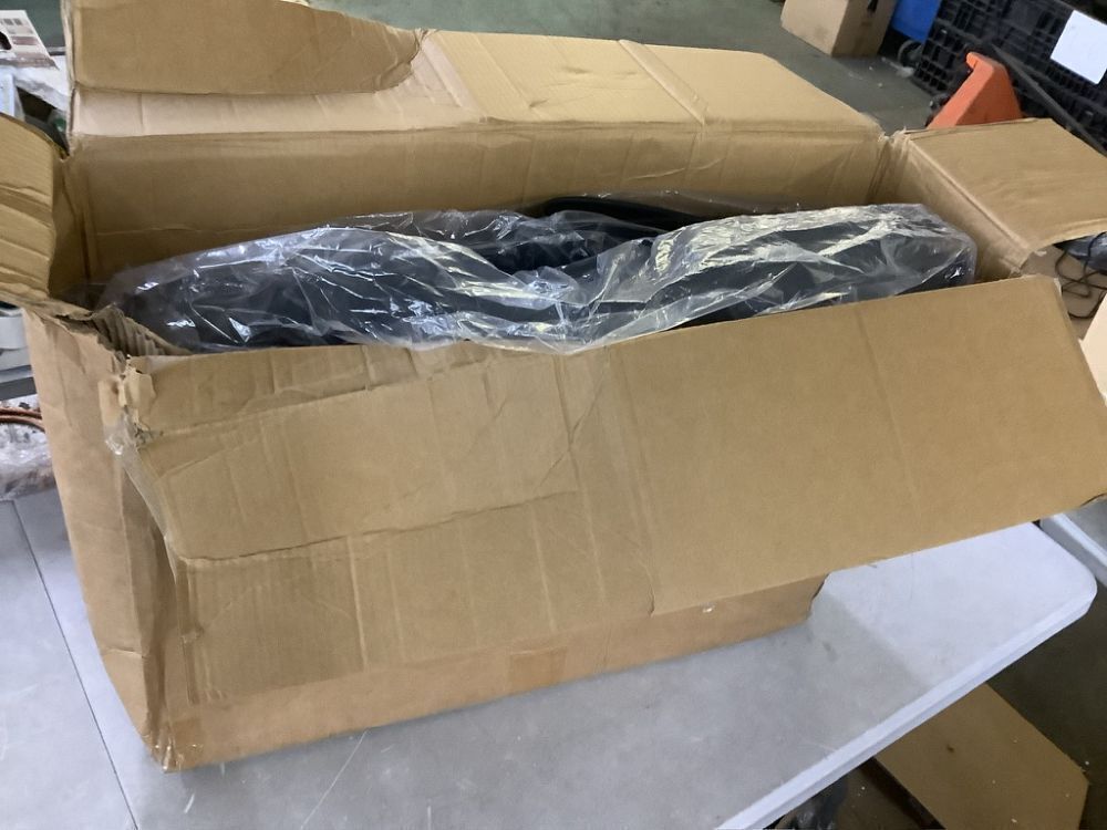 Naibeve Floor Mats for 2025 Subaru Forester - Image 2 - Lot 361