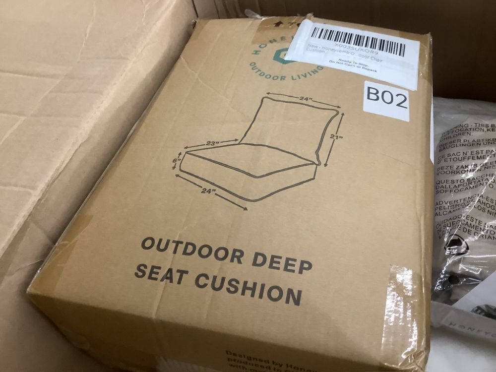 Honeycomb Outdoor Deep Seat, 24 x 23, Textured Solid Almond Chair Cushion - Image 5 - Lot 474