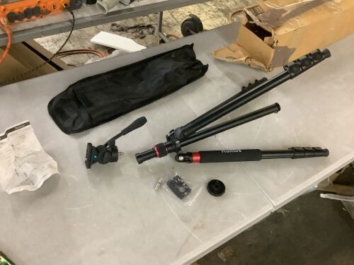 Camera Tripod - Lot 475