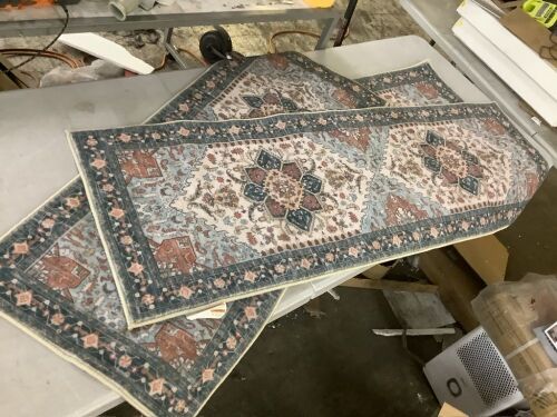 Set of 3 Washable Accent Rugs - Lot 745