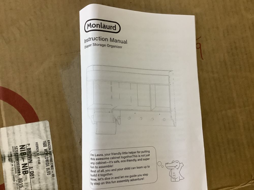 Monläurd 100% Birch Diaper Organizer for Wall - Image 3 - Lot 135