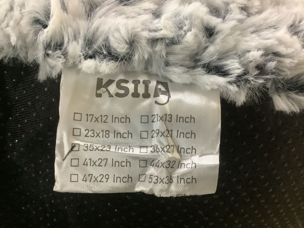 Pet Bed, 35" x 23" - Image 4 - Lot 646