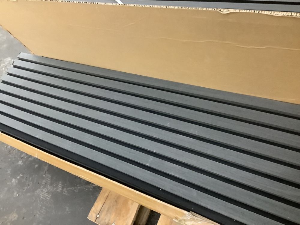 Lot of (2) 4-Piece Wood Slat Acoustic Panels - Damage on a Few Pieces - Image 8 - Lot 148JF