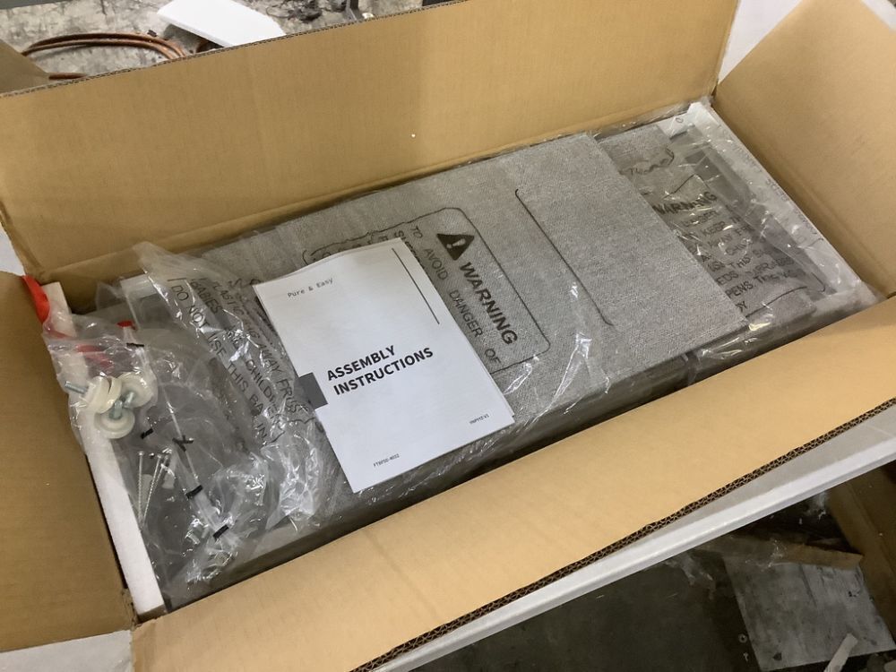 Dresser with 5 Fabric Drawers - Image 2 - Lot 235