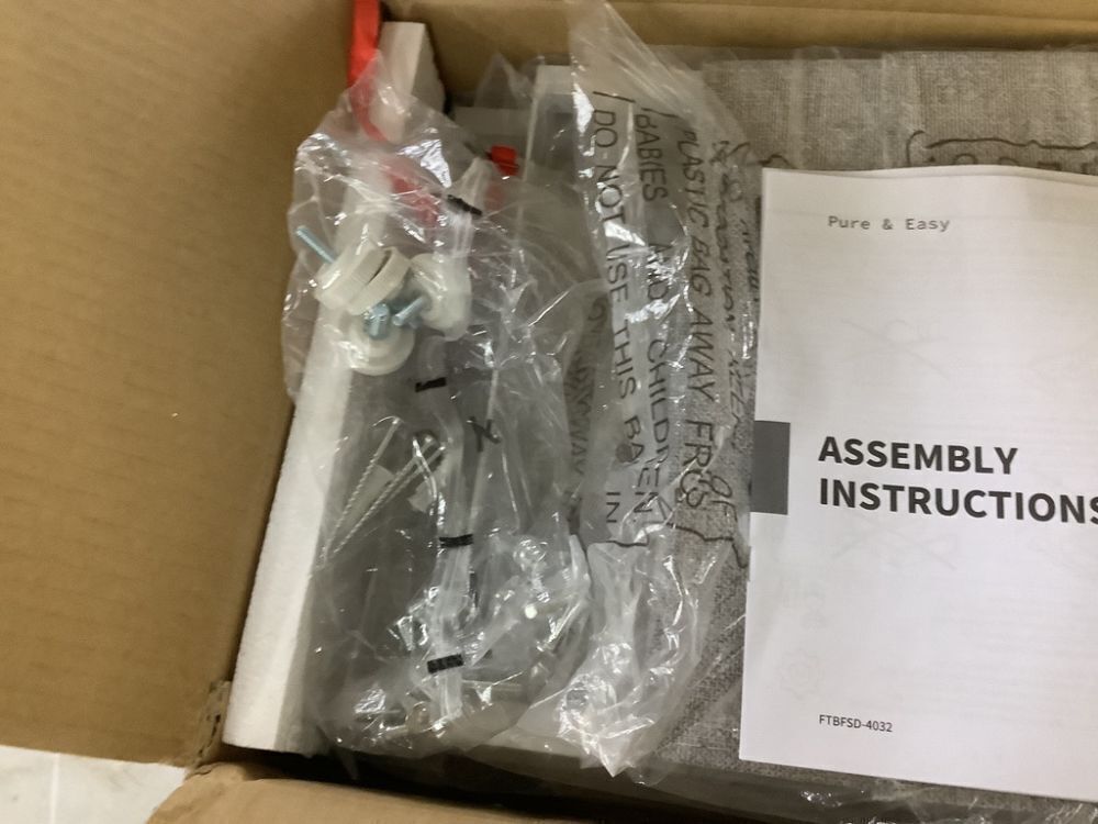 Dresser with 5 Fabric Drawers - Image 3 - Lot 235