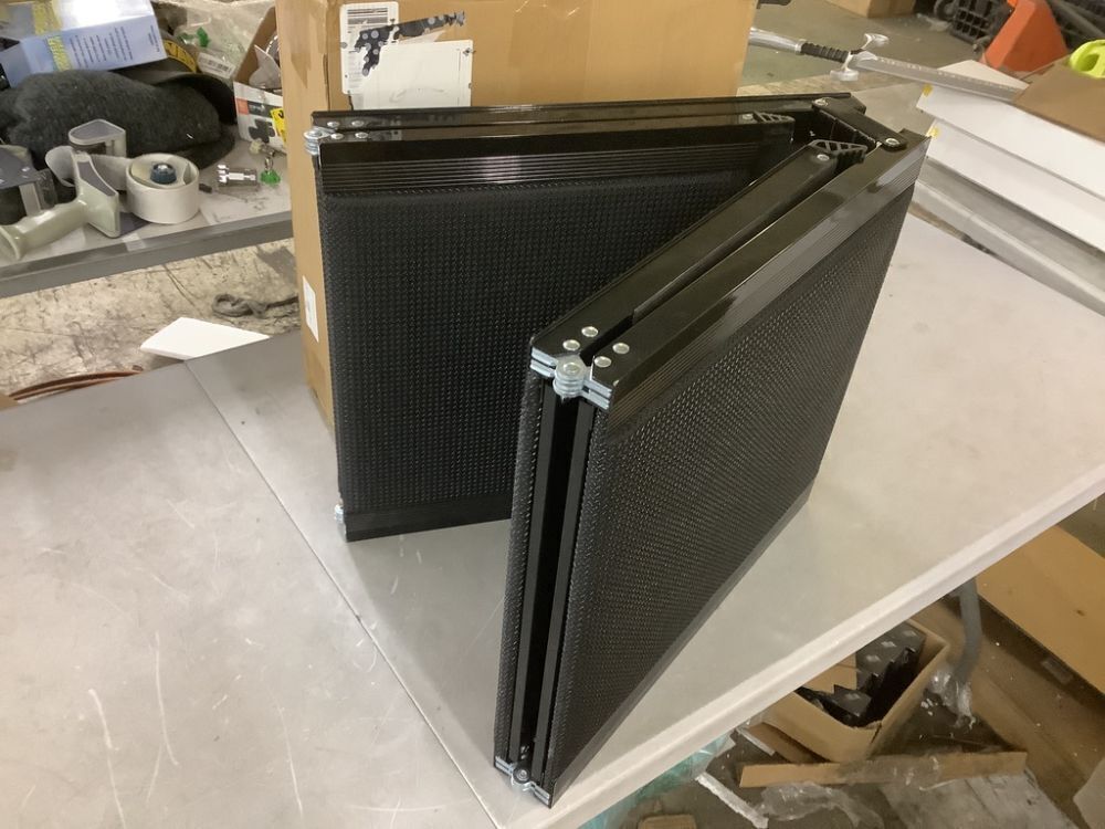 Extra Long Folding Pet Ramp, 71" x 17" - Image 2 - Lot 245