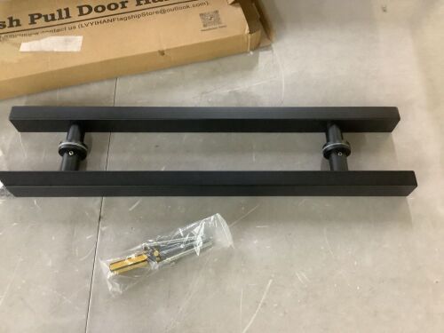 24" Door Handles - Lot 249