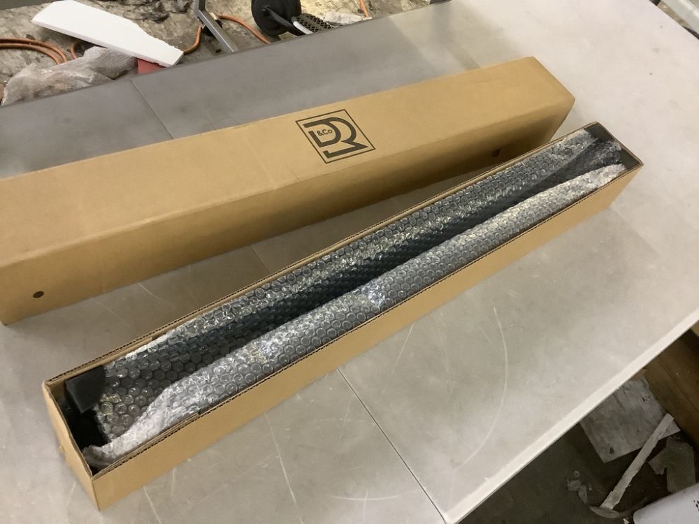 Modern Rectangle Metal Planter Box 32" - Image 2 - Lot 339