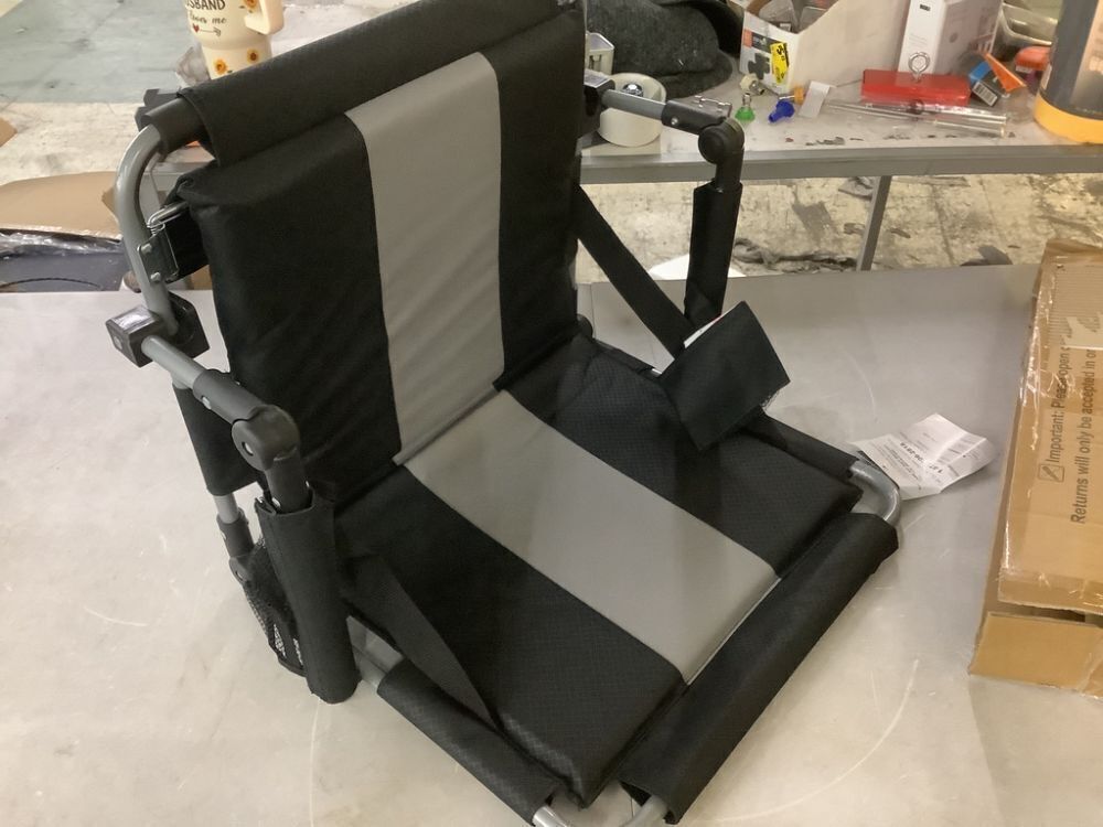 Padded Stadium Chair - Image 2 - Lot 341