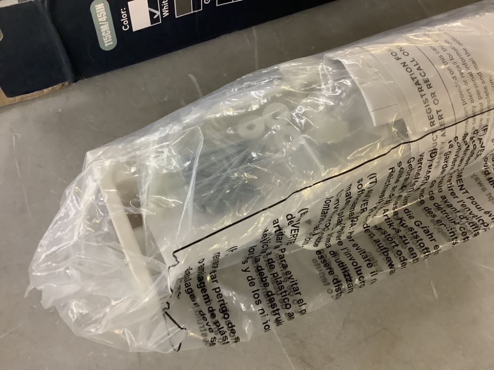 Retractable Baby Gate 33.5" Tall, Up to 45" Wide - Image 3 - Lot 342