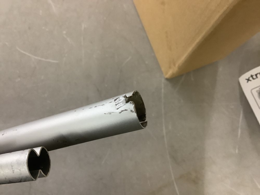 KOKIDO 5 in 1 Rechargeable Handheld Pool Vacuum Set - Damaged Pole - Image 5 - Lot 534