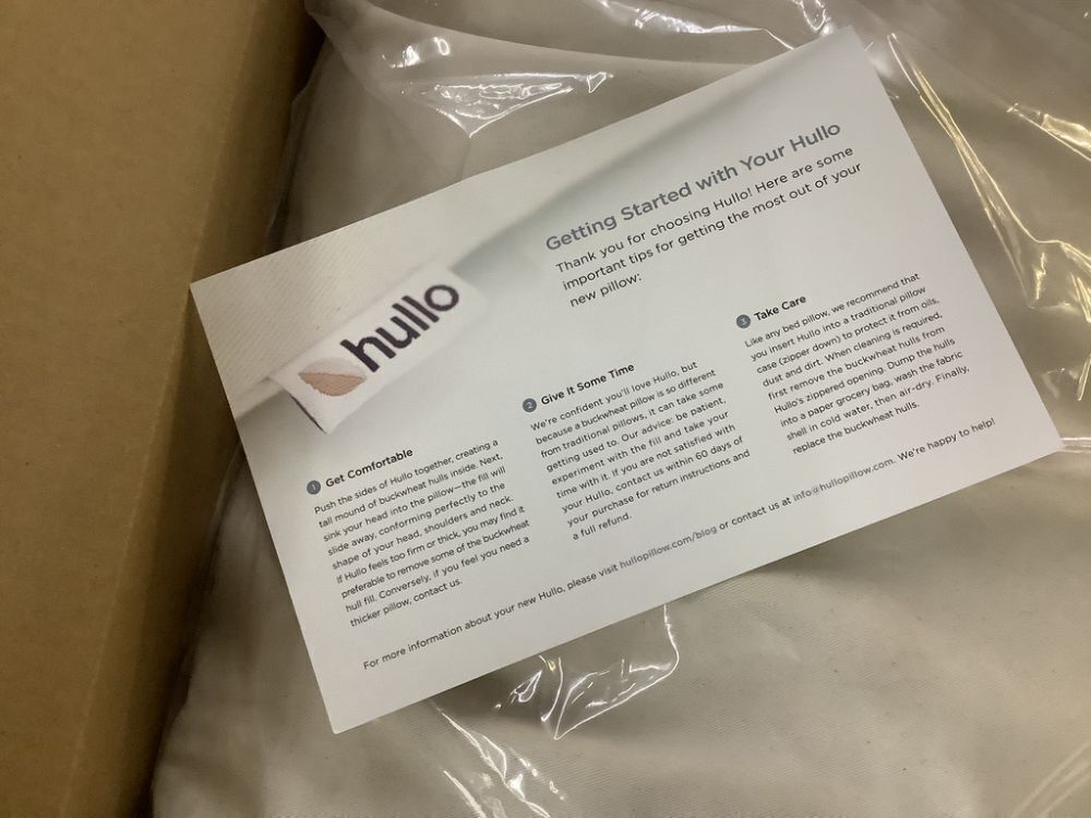 Hullo Buckwheat Pillow 20”x26” - Image 5 - Lot 539