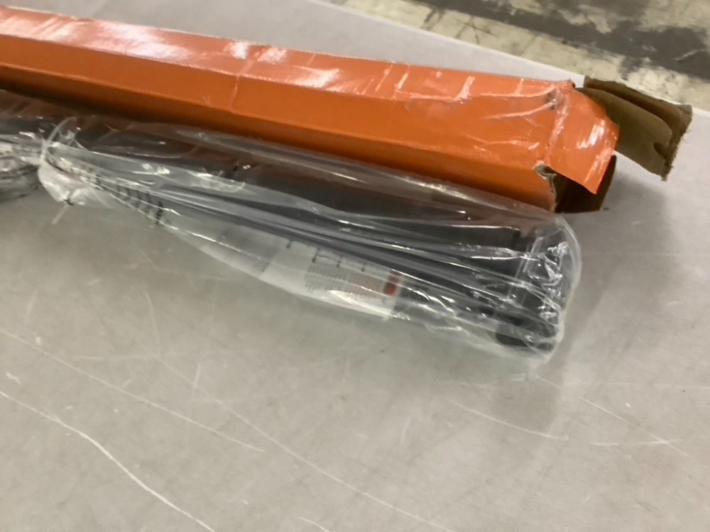 42” Extra Tall Retractable Baby Gate, Extends up to 60” Wide - Image 5 - Lot 619