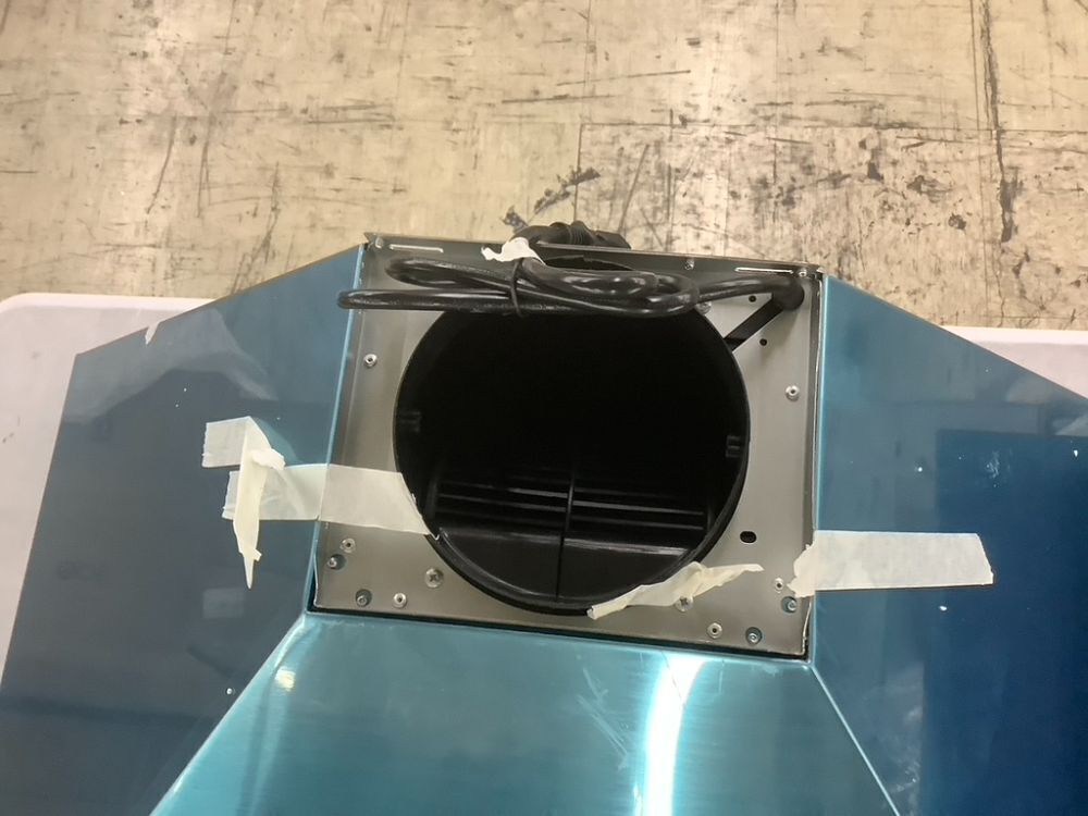 Range Hood - Image 5 - Lot 202