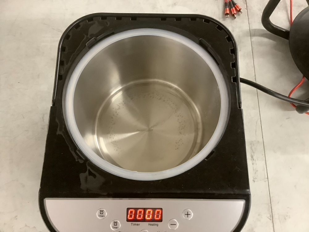 Portable Pentagon Sauna - Image 4 - Lot 203