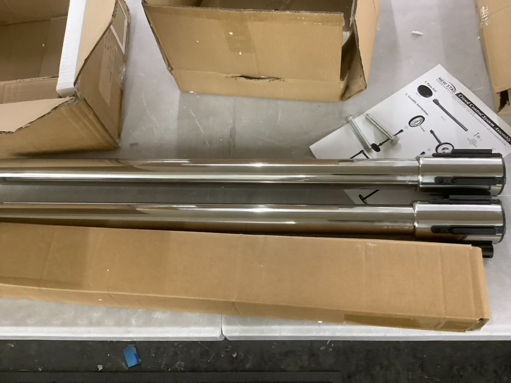 Crowd Control Stanchion Posts - Image 4 - Lot 620