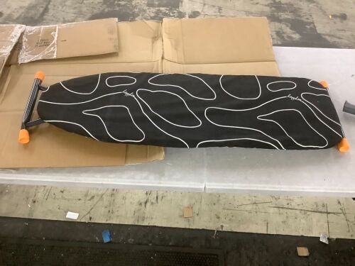 Ironing Board - Lot 702