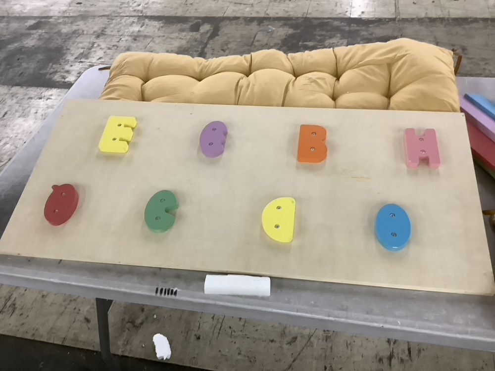 8 in 1 Pikler Triangle Set for Kids - Image 3 - Lot 419