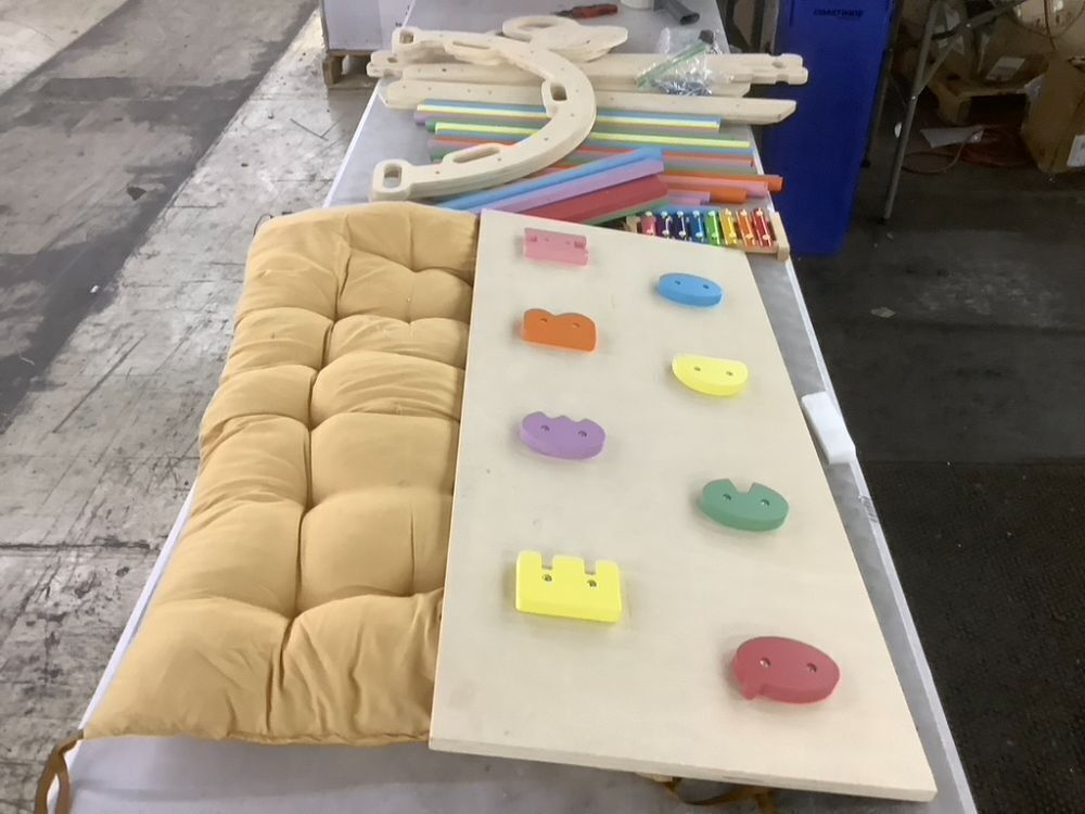 8 in 1 Pikler Triangle Set for Kids - Image 5 - Lot 419