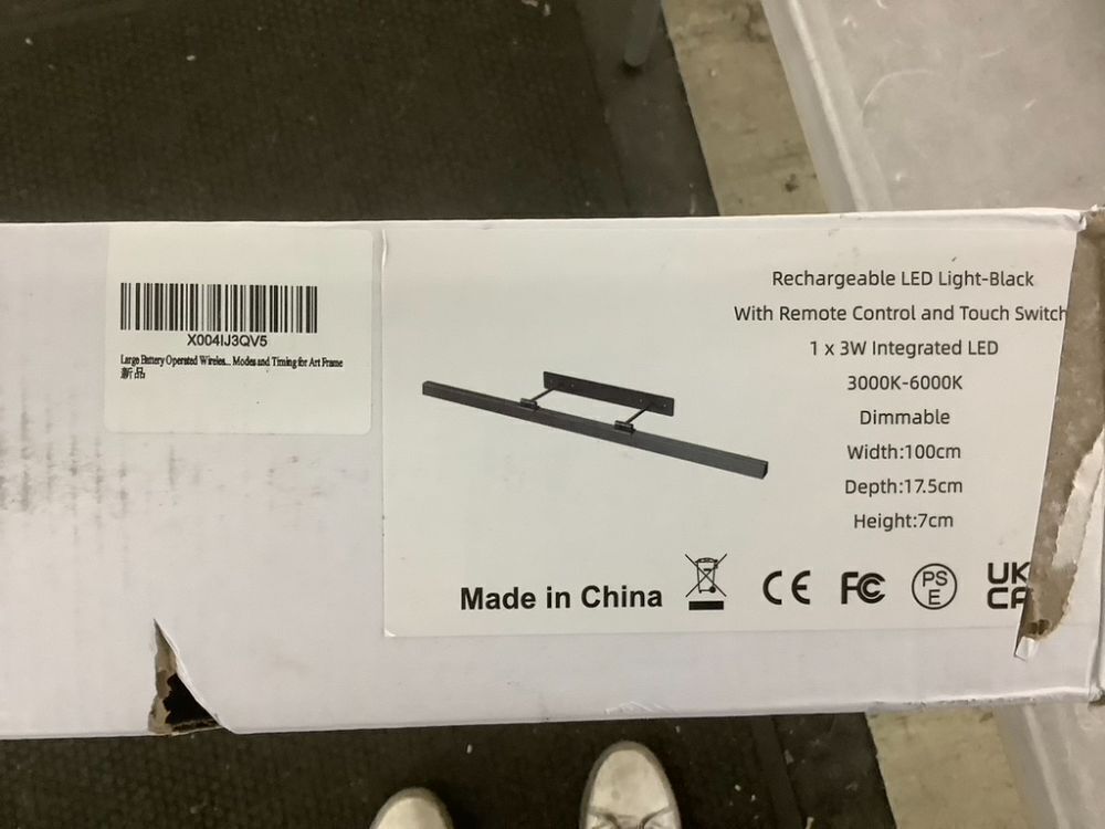 Large Battery Operated Wireless Picture Light, 39.4" - Image 5 - Lot 611