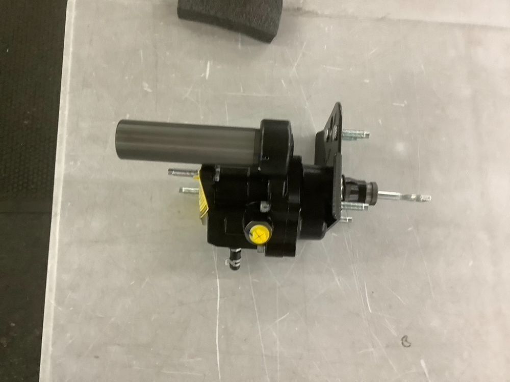 Hydraulic Power Brake Booster, Unknown Fit - Image 2 - Lot 616