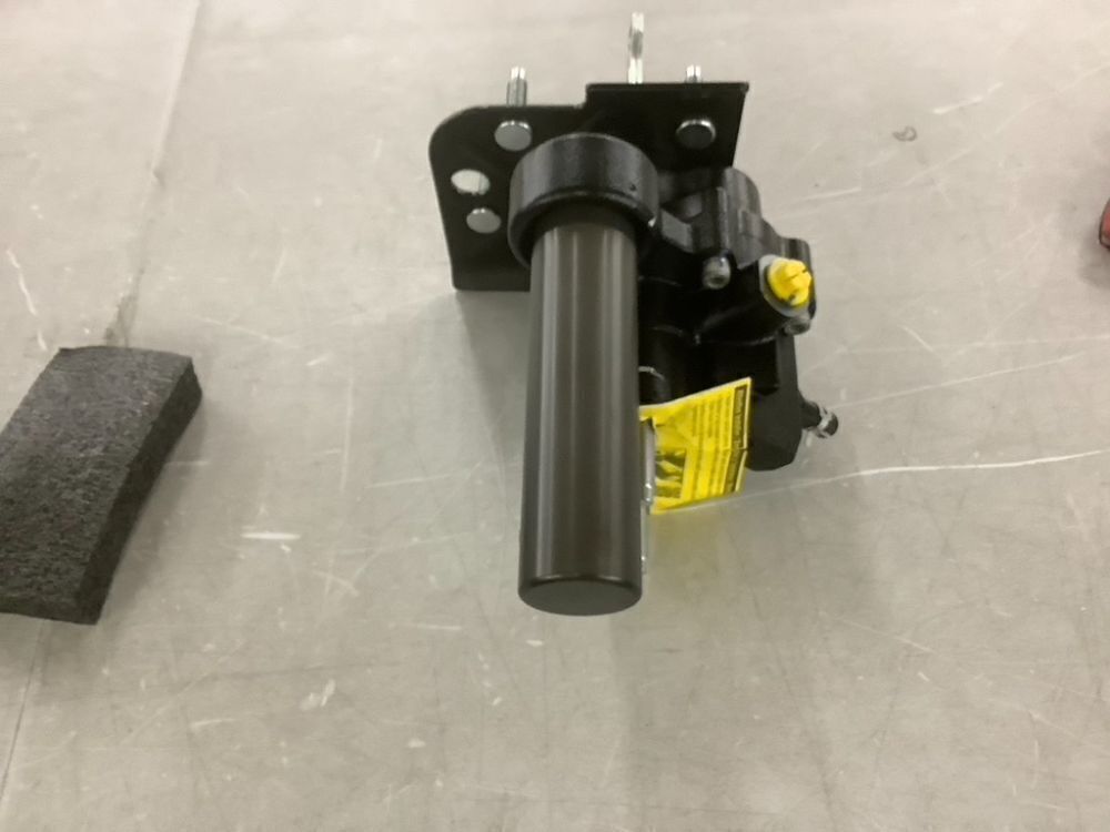 Hydraulic Power Brake Booster, Unknown Fit - Image 3 - Lot 616