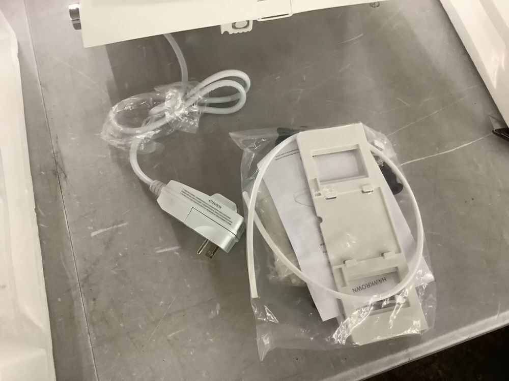 Bidet Toilet Seat - Image 4 - Lot 705