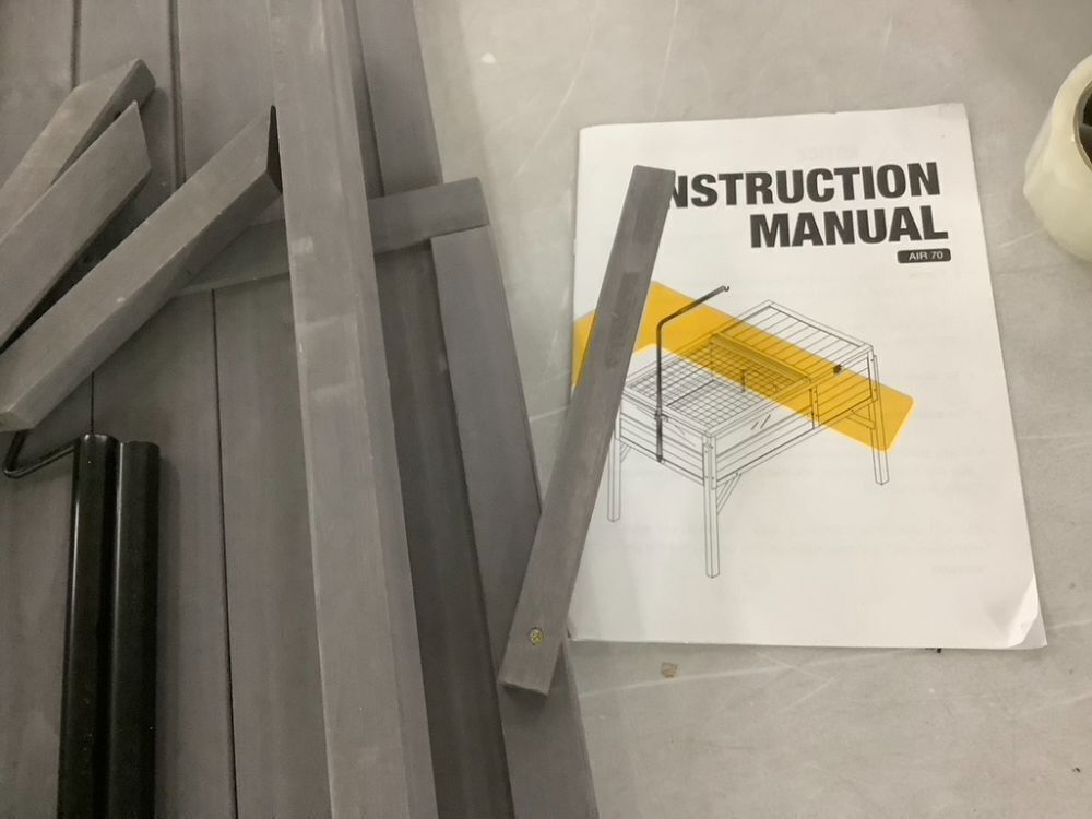 Reptile Terrarium Table with Adjustable Lamp Holdern - Unknown if Hardware is Complete - Image 3 - Lot 105