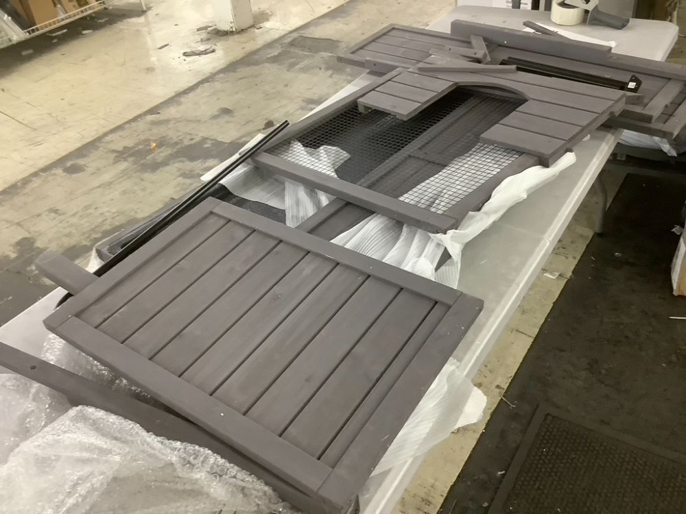 Reptile Terrarium Table with Adjustable Lamp Holdern - Unknown if Hardware is Complete - Image 6 - Lot 105